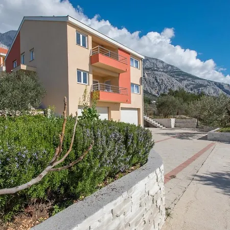 Appartamento Buba Olive Makarska
